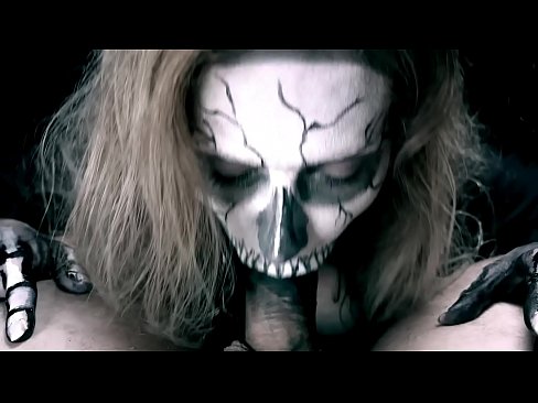 ❤️ Demonsko dekle sesa kurca s svojimi črnimi usti in pogoltne spermo. ️❌ Kvalitetni seks na porno sl.pornoxlxx.ru ☑